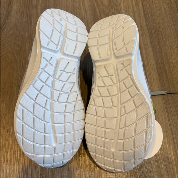 Sold - Picture 6 of 6